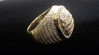 Men's 10K Diamond Cluster Oval Ring Yellow Gold 13g Size 10.5